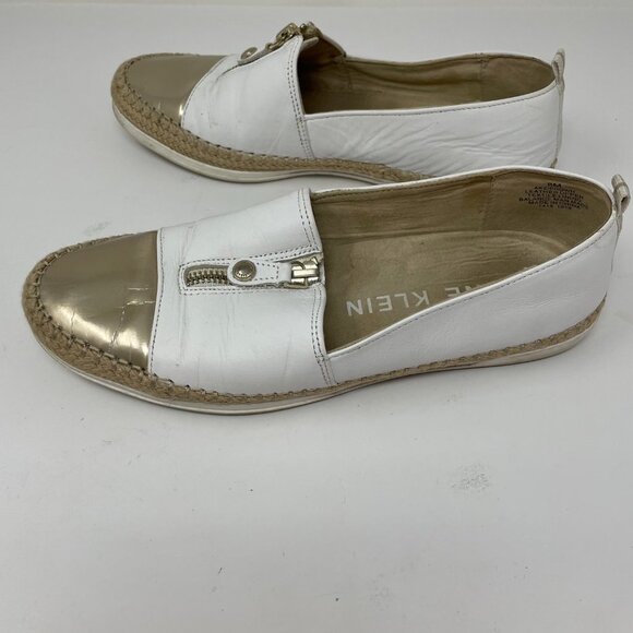 Anne Klein Womens ZIPDOWN Leather Loafer Size 8 White Metallic Gold Slip On - Picture 7 of 9